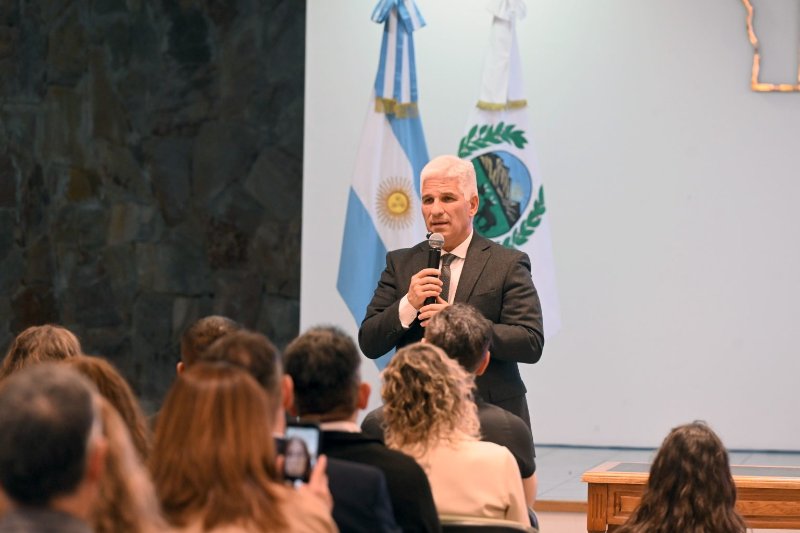 “VAMOS A HACER UN HOSPITAL PEDIÁTRICO QUE SERÁ MODELO EN LA REGIÓN”