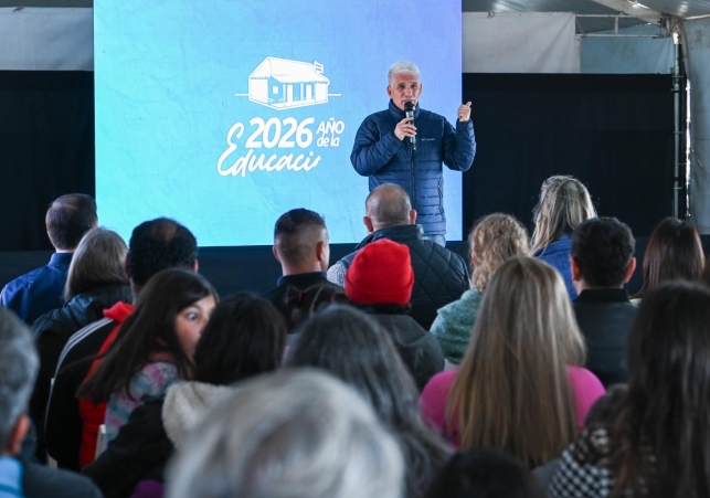 “ANTES DE NAVIDAD VOY A VOLVER A TRAERLES LA LLAVE PARA QUE PUEDAN ENTRAR A SU HOGAR”