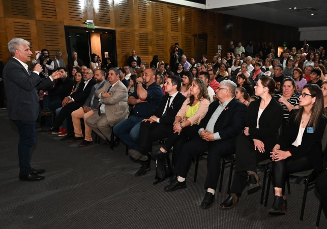 LA PROVINCIA YA CONSTRUYE MÁS DE 300 NUEVOS HOGARES