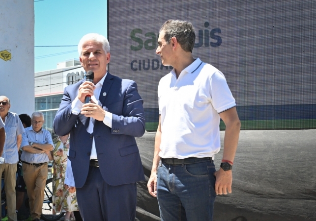 POGGI-VOLVIÓ-A-ACOMPAÑAR-AL-MUNICIPIO-CAPITALINO-EN-EL-AVANCE-DE-OBRAS-DE-ASFALTO-E-ILUMINACIÓN