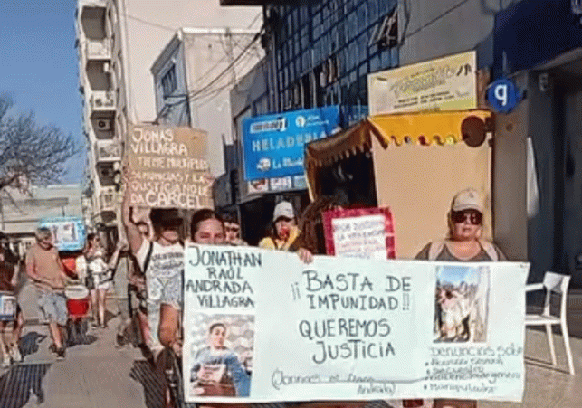 UN HOMBRE CON VARIAS DENUNCIAS DE VIOLENCIA DE GÉNERO SE JACTA DE PROTECCIÓN JUDICIAL Y SUS VÍCTIMAS PIDEN QUE LAS CAUSAS AVANCEN